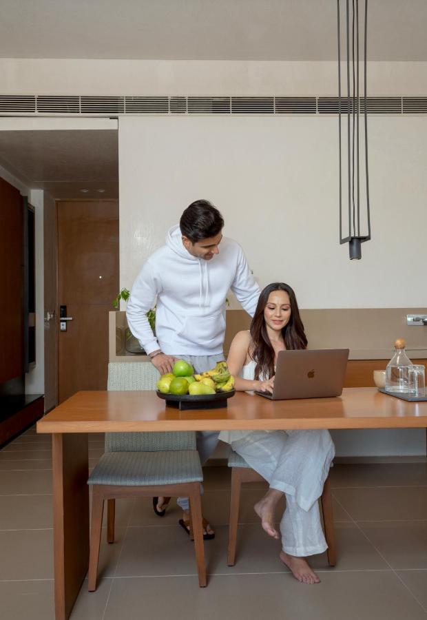 Life At Repose- Lake Villas Resort & Club Chor Warodra Экстерьер фото